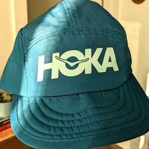 NWT Hoka Packable Trail Hat Coral Blue
